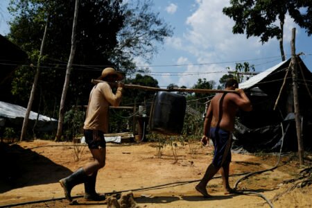 Denuncian incursión de garimpeiros en territorio de indígenas yanomami en Venezuela