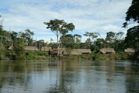 Integran equipo multiétnico para abordar coronavirus en Amazonas